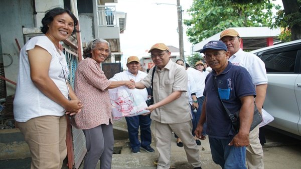 Ketua Umum DPP GAN, Muhammad Burhanuddin (tengah)