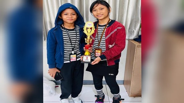 Syafa dan Zafran, keduanya murid kelas 5A SD Negeri Borong Makassar
