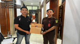 Saat penyerahan barang bukti di kejaksaan Toraja Utara