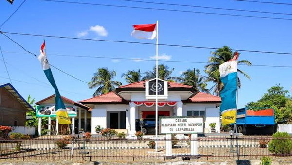 Kantor Cabang Kejaksaan Wattapone di Lappariaja