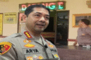 Foto Kolase – Kapolretabes Makassar Kombes Pol Arya Perdana dan Oknum Polisi Polsek Manggala