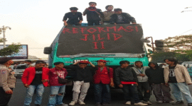 Aliansi Masyarakat Pemerhati Keadilan (AMPK) saat aksi