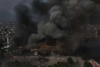 Tangkapan layar video - Gedung Parlemen Nepal Dibakar Massa Akibat Protes Pemblokiran Media Sosial (Ist)