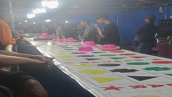 Permainan Ketangkasan di Pasar Malam Tana lili