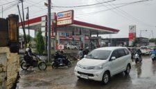 Spbu Yang berada di Depan Kantor Desa Moncong Loe