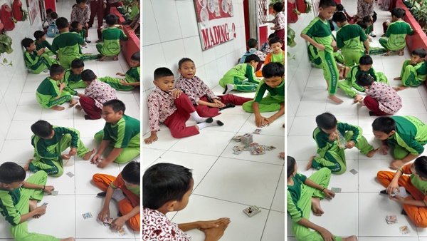 Anak-anak SD Negeri Borong Makassar saat bermain kuartet di teras depan kelasnya.