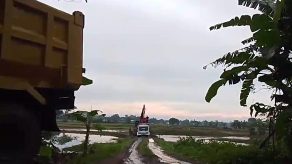 Tambang Yang berada di Dusun Ballaparang, Desa Panyangkalang,Kabupaten Gowa