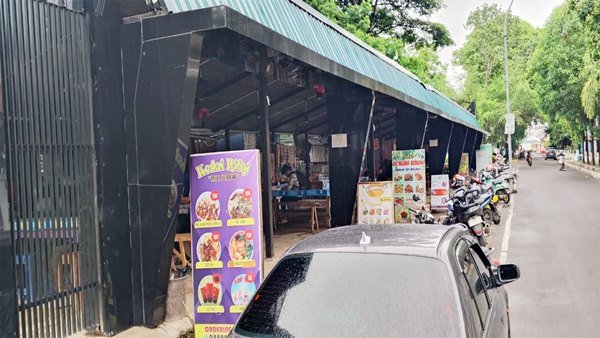 UMKM yang di Alun alun Makkatan dg Sibali Kabupaten Takalar