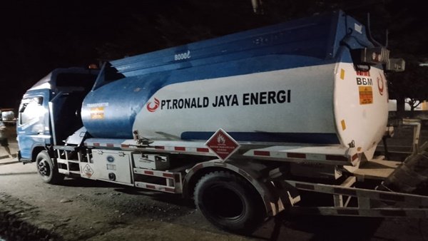 Mobil PT Ronal Jaya Energi