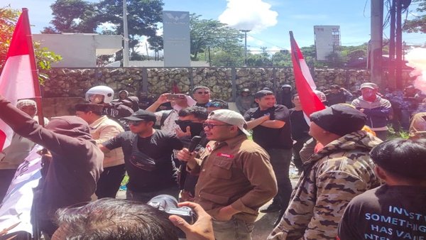 Koordinator Lapangan GMK, Wawan Nur Rewa Saat Orasi