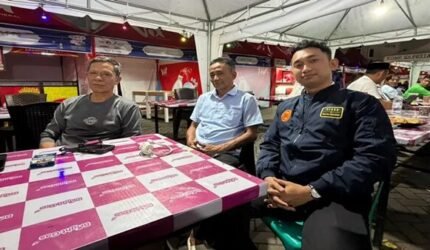 Berburu Takjil di Bazar Ramadan Topaz Raya Makassar, Ada Lomba Karaoke Berhadiah