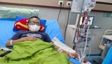 Muhammad Ali, seorang advokat yang juga menjadi korban, diduga menerima suntikan obat kedaluwarsa saat menjalani perawatan usai cuci darah di Makassar.