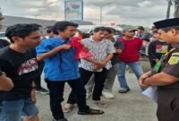 HMI Cabang Takalar Saat melakukan Aksi di Kejaksaan