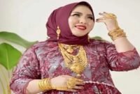 Mira Hayati (Facebook)