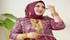 Mira Hayati (Facebook)