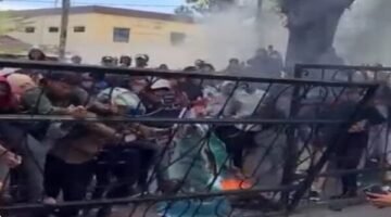 Fasilitas negara yang di rusak massa aksi