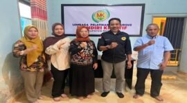Disnakertrans Morowali bersama perwakilan Balai Latihan Kerja (BLK) Morowali melakukan kunjungan kerja ke Kantor LPK Mandiri Kreatif