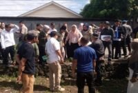Suasana di lokasi sengketa lahan Jalan Macanda, Gowa. Tim kuasa hukum dan pendamping ahli waris menunjukkan bukti-bukti lapangan terkait adanya tumpang tindih alas hak (persil) yang diduga terjadi akibat ketidaktelitian administrasi di tingkat kelurahan dan BPN.