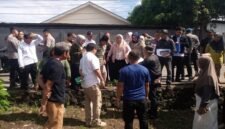 Suasana di lokasi sengketa lahan Jalan Macanda, Gowa. Tim kuasa hukum dan pendamping ahli waris menunjukkan bukti-bukti lapangan terkait adanya tumpang tindih alas hak (persil) yang diduga terjadi akibat ketidaktelitian administrasi di tingkat kelurahan dan BPN.