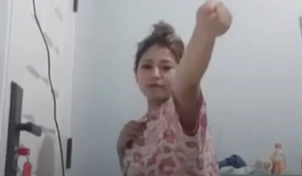 Heboh di Medsos! Wanita Diduga Sidrap Pamer “Susu” Saat Live TikTok, Polisi Bergerak