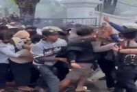 Aksi Massa di Pemda Takalar
