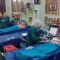 Suasana pelaksanaan donor darah yang digelar Bunda Pustaka SD Negeri Borong bersama PMI Kota Makassar di Perpustakaan SD Negeri Borong, Jumat (26/6/2026).