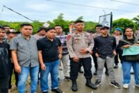 Kapolres Bombana dan Mahasiswa Himpunan Mahasiswa Program Studi Politeknik Bombana