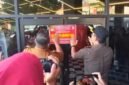 Pemkab Karawang resmi menyegel permanen Helen’s Night Mart usai terungkap kasus pesta gay yang melibatkan remaja di bawah umur. (Foto: Ist)