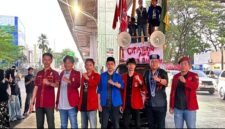 Aliansi Cipayung Plus Kota Makassar menggelar aksi unjuk rasa