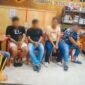 Irsan bersama beberapa rekannya tampak diborgol di ruang Pidum Polres Bantaeng. Pemborgolan tersebut, menurut pihak pelapor, berkaitan dengan dugaan perlakuan penganiayaan yang dilakukan oleh seorang oknum anggota polisi dan kini telah dilaporkan ke Polda Sulawesi Selatan.