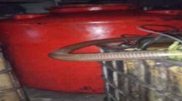 Tampak Isi Dalam Gudang di Dusun Parangcarammeng