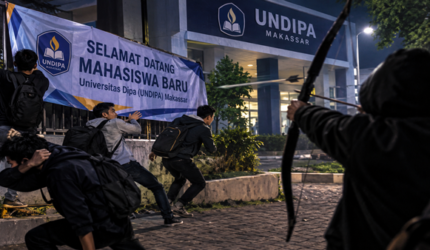 Serangan Busur Saat Pasang Spanduk, Mahasiswa UNDIPA Makassar Tempuh Jalur Hukum