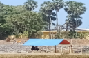 Aktivitas proyek penimbunan yang menggunakan material dari wilayah Dusun Pandanga, Desa Aeng Batu-Batu