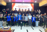 Pengurus HIPERMATA Komisariat Universitas Negeri Makassar (UNM) bersama para tamu undangan dalam kegiatan Pelantikan dan Rapat Kerja Pengurus Periode 2026–2027, sebagai momentum memperkuat solidaritas, melanjutkan khittah perjuangan, dan merumuskan program kerja untuk menghadirkan kontribusi nyata bagi Butta Panrannuangku.