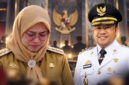 Sitti Husniah Talenrang dan Darmawangsyah Muin menyusul terbitnya SK Kemendagri tentang pemberhentian Bupati Gowa dan penunjukan Darmawangsyah Muin sebagai Plt Bupati Gowa. (Visual AI)