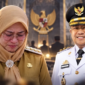 Sitti Husniah Talenrang dan Darmawangsyah Muin menyusul terbitnya SK Kemendagri tentang pemberhentian Bupati Gowa dan penunjukan Darmawangsyah Muin sebagai Plt Bupati Gowa. (Visual AI)